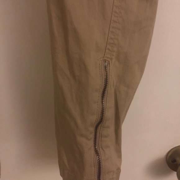 Tan army like pants - Picture 2 of 3